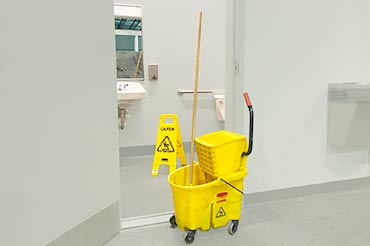 Janitorial cleaning service for commercial facility