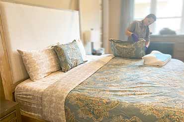 Special services, including making your bed and changing your sheets